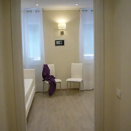 Grignetti Bed 4*
